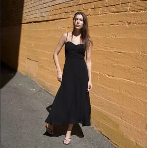 Ali Golden Dress Fitted Bodice Black Georgette Midi Large